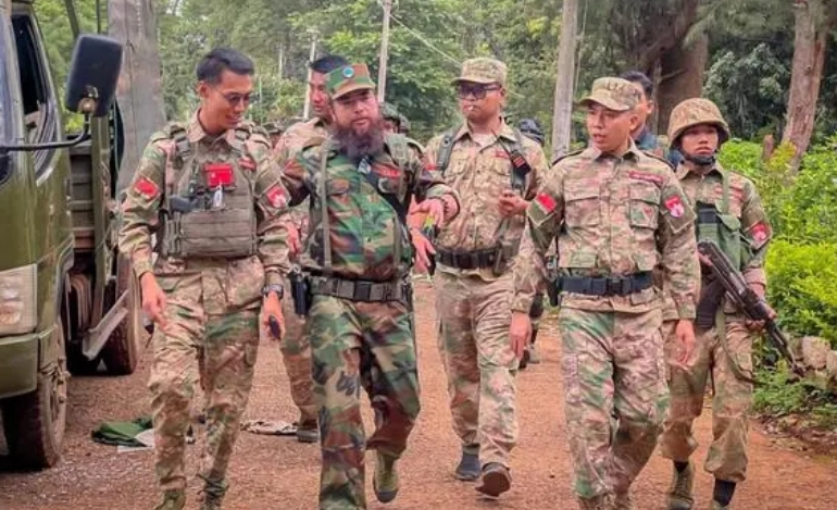 同盟軍無(wú)視中方?；鹨?，投靠新大哥，威脅切斷中緬貿(mào)易線(xiàn)